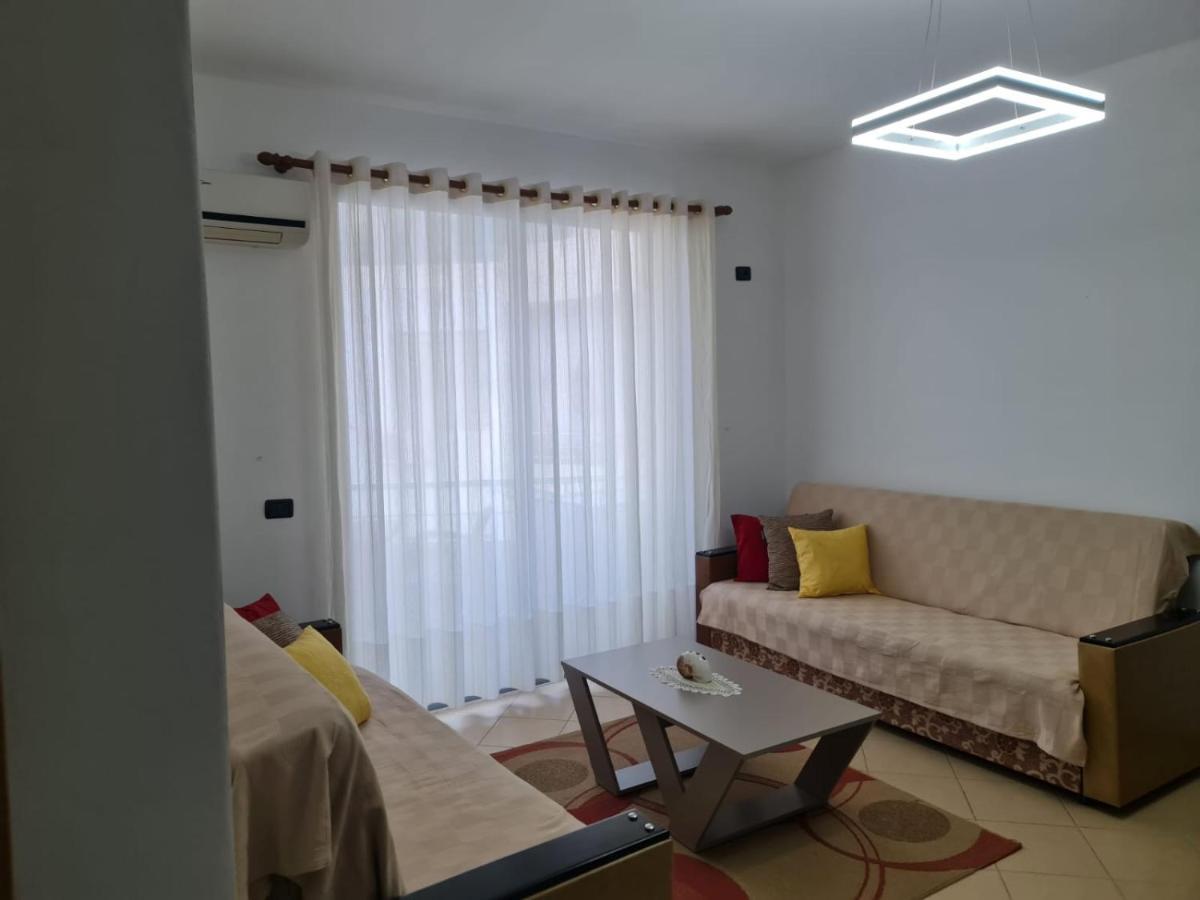 Sea View Apartment In Vlore Ngoại thất bức ảnh